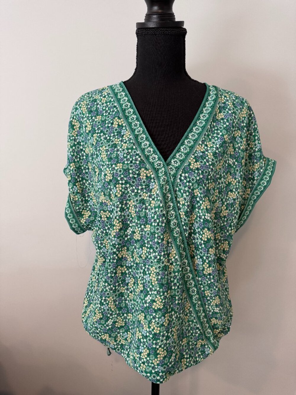 NWT Max Studio Floral Kimono Blouse Green Purple Blue Size M